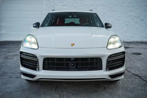 More photos of 2021 Porsche Cayenne E-Hybrid Turbo S at Gravity Autos Roswell, GA