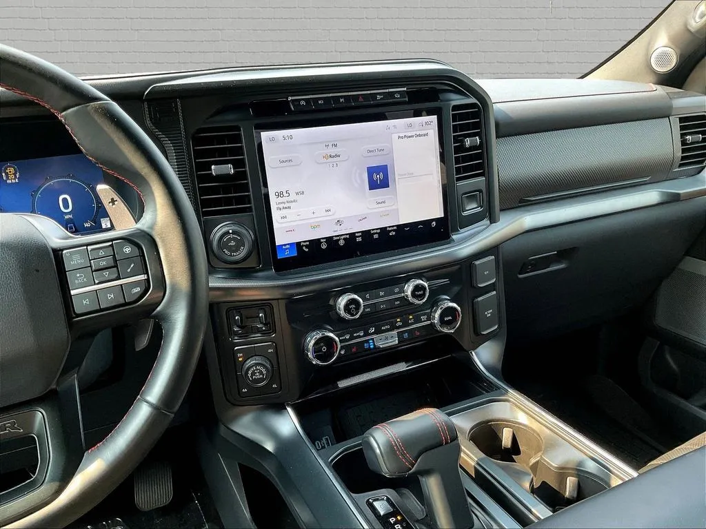 Ford F-150 photo 9
