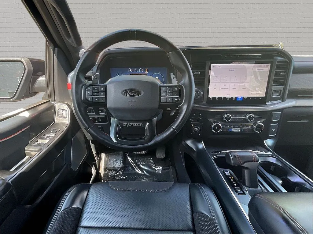 Ford F-150 photo 8