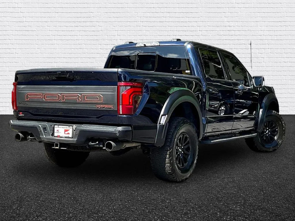 Ford F-150 photo 6