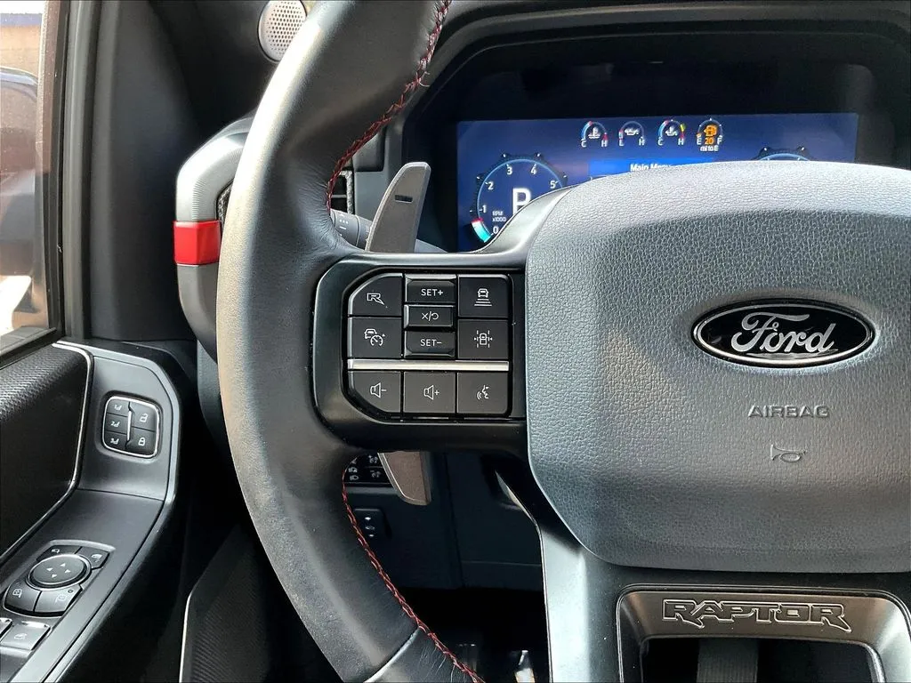 Ford F-150 photo 11