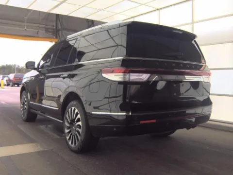 More photos of 2022 Lincoln Navigator Black Label at Gravity Autos Roswell, GA