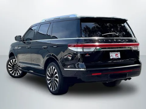 More photos of 2022 Lincoln Navigator Black Label at Gravity Autos Roswell, GA