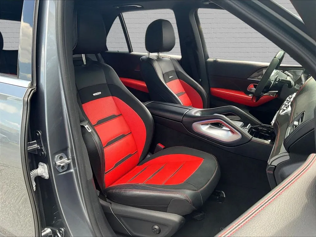 Mercedes-Benz GLE photo 26