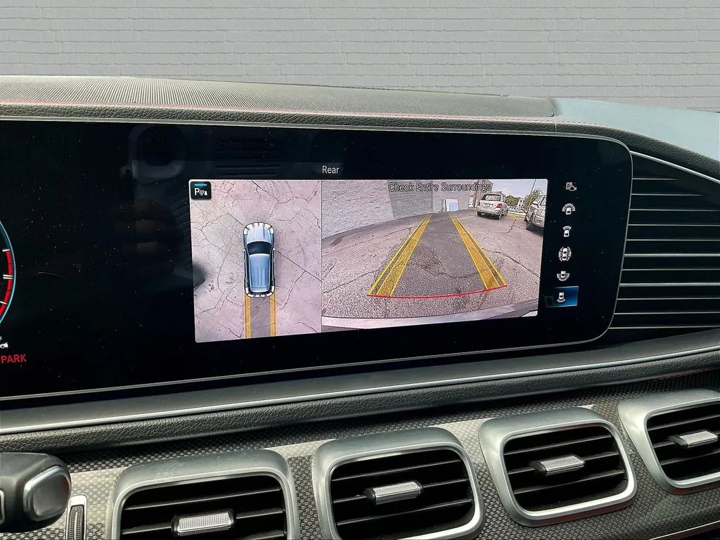 Mercedes-Benz GLE photo 14