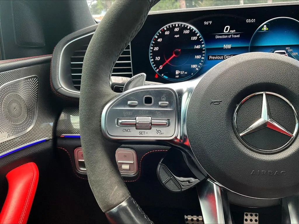 Mercedes-Benz GLE photo 11