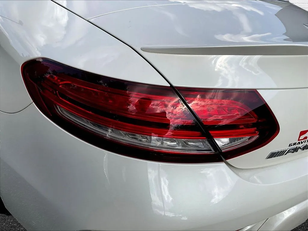 Mercedes-Benz C-Class photo 20