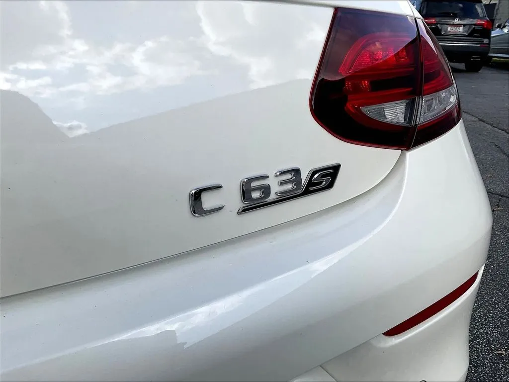 Mercedes-Benz C-Class photo 21