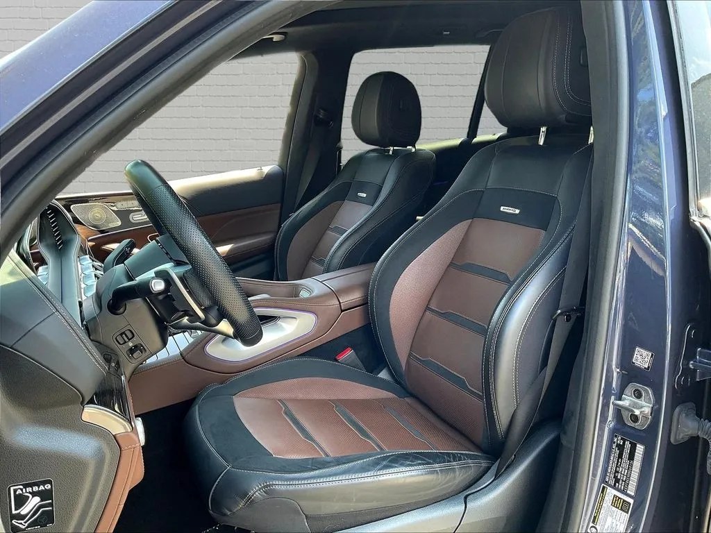 Mercedes-Benz GLS photo 18