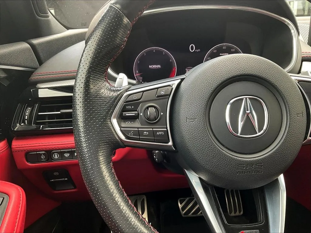 Acura MDX photo 12