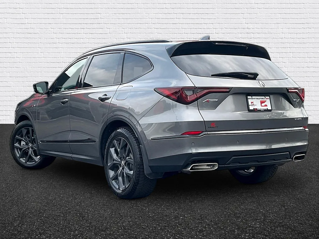 Acura MDX photo 5