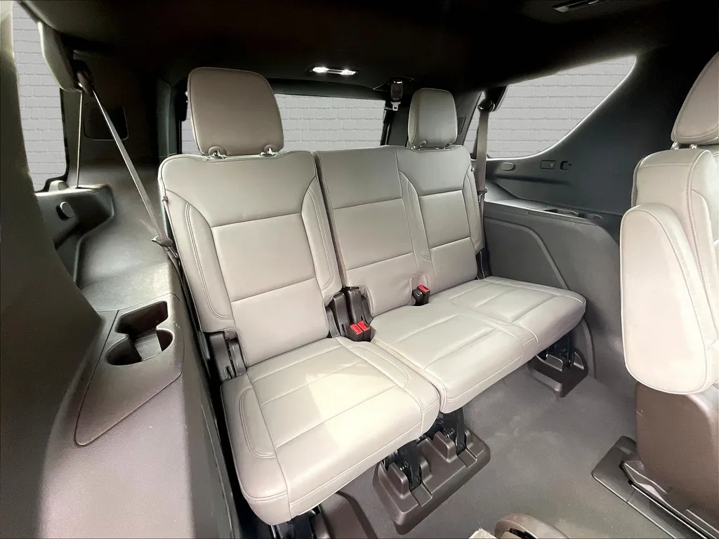 Chevrolet Tahoe photo 24