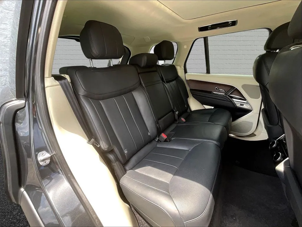 Land Rover Range Rover photo 24