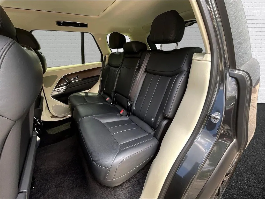 Land Rover Range Rover photo 22