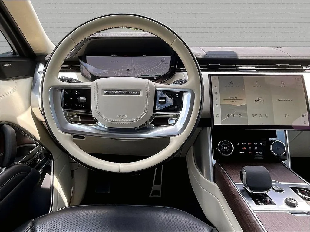 Land Rover Range Rover photo 9
