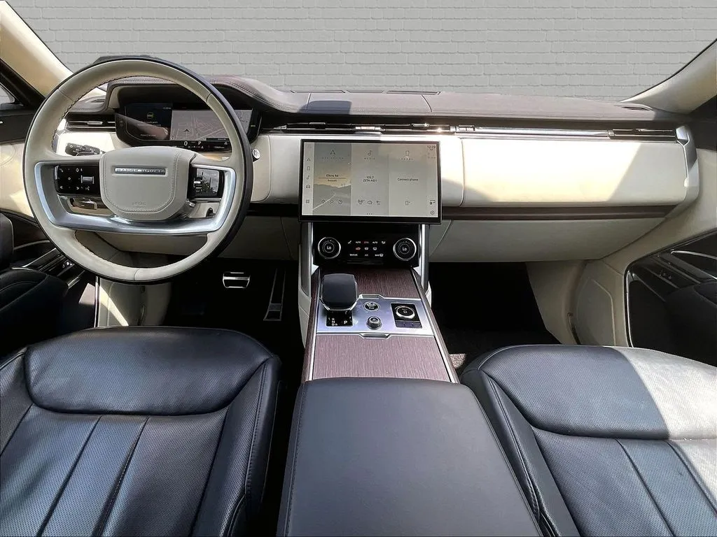 Land Rover Range Rover photo 8