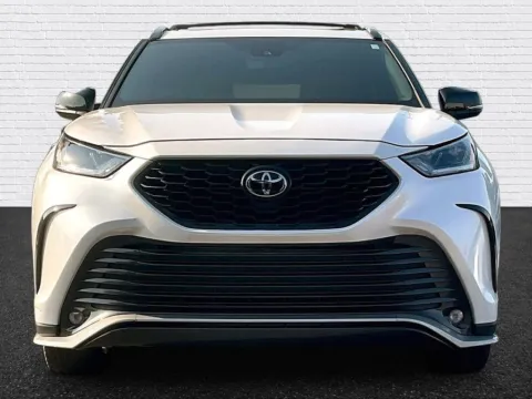 Photos of 2024 Toyota Highlander XSE for sale in Roswell, GA at Gravity Autos Roswell