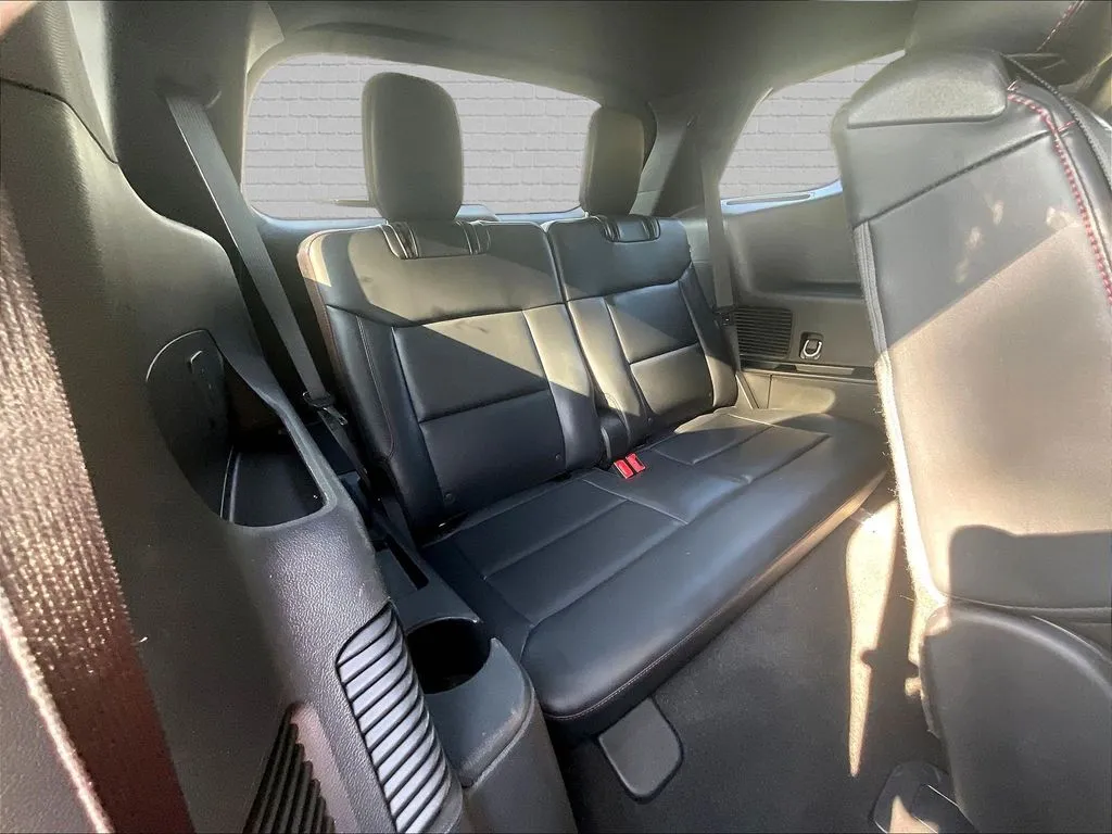 Ford Explorer photo 23