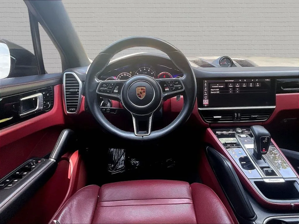 Porsche Cayenne photo 8