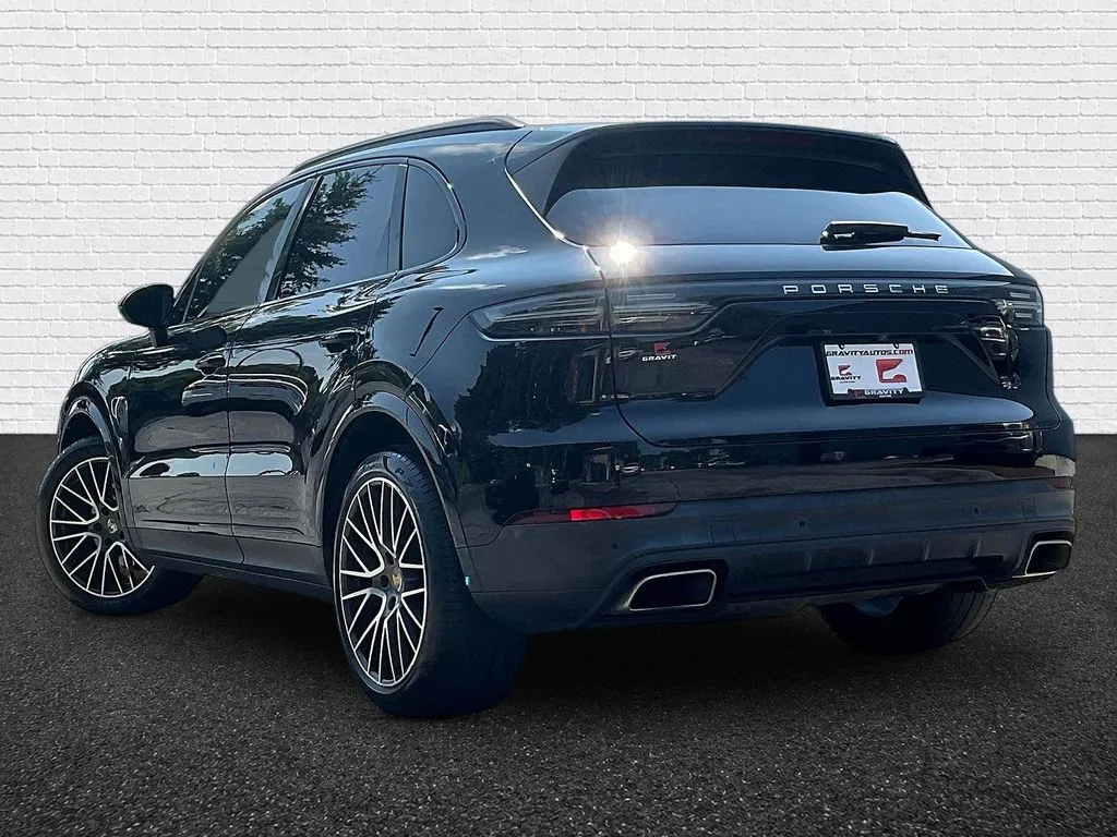 Porsche Cayenne photo 4