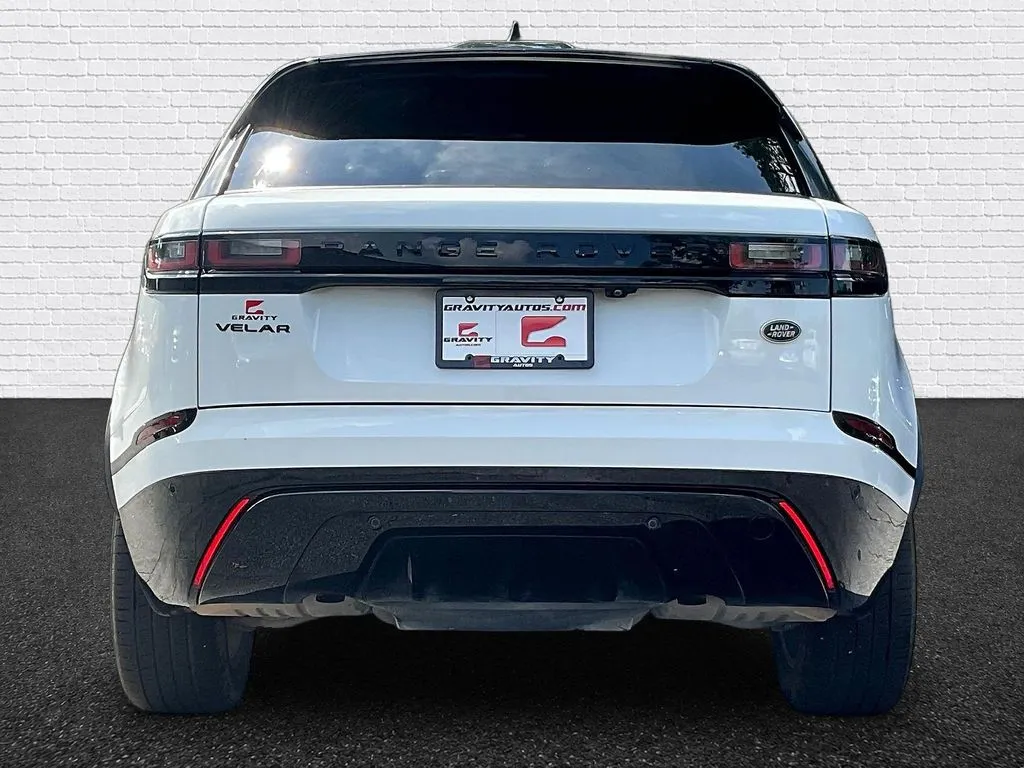 Land Rover Range Rover Velar photo 6