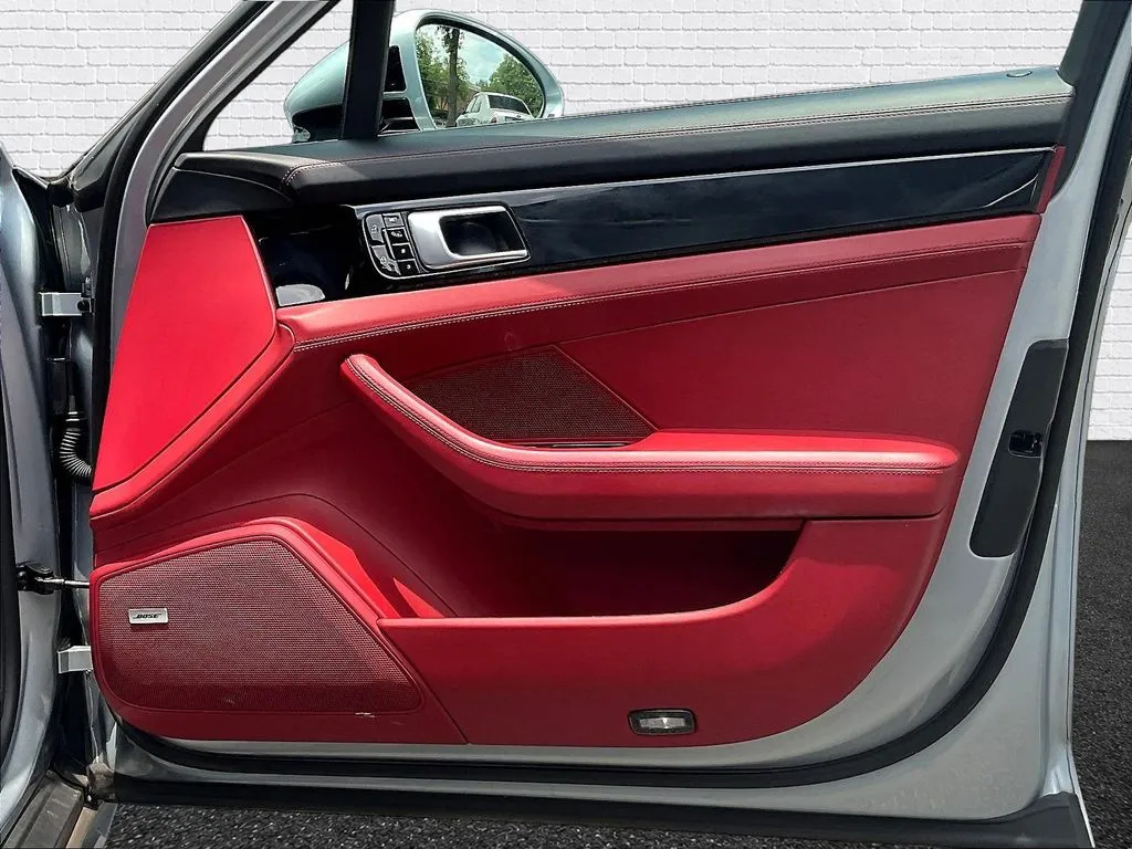 2020 Porsche Panamera Base - Photo 25