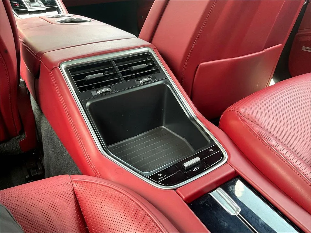 2020 Porsche Panamera Base - Photo 11