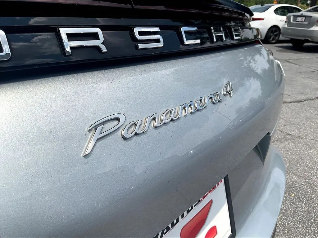 2020 Porsche Panamera Base - Photo 21