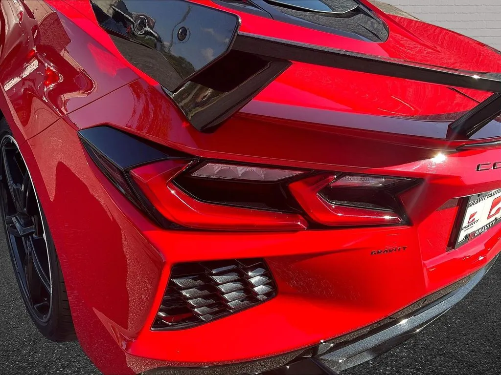 Chevrolet Corvette photo 18