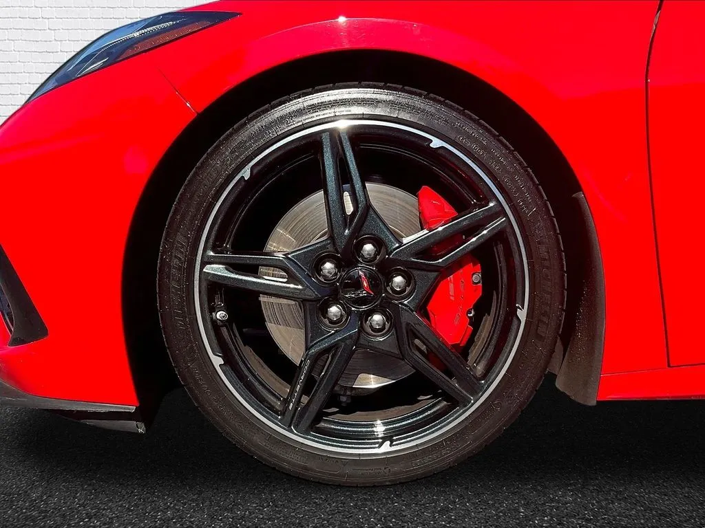 Chevrolet Corvette photo 25