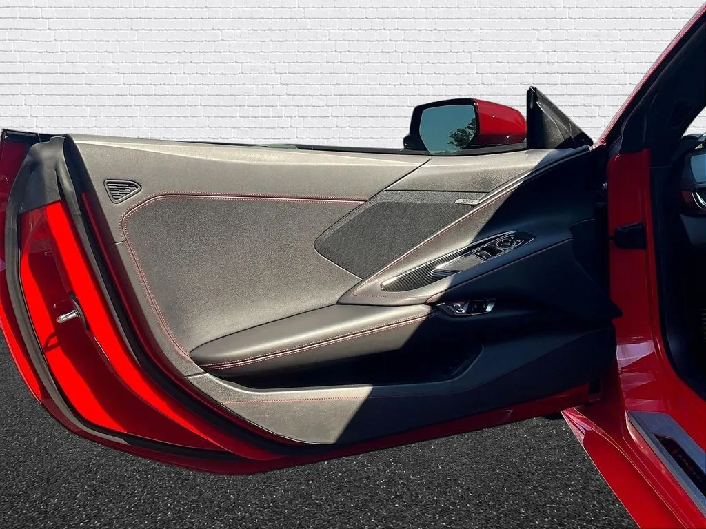 Chevrolet Corvette photo 16