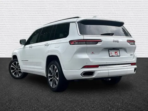 More photos of 2021 Jeep Grand Cherokee L Overland at Gravity Autos Roswell, GA