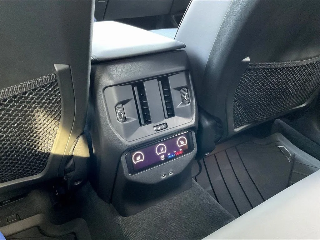 BMW X3 photo 10