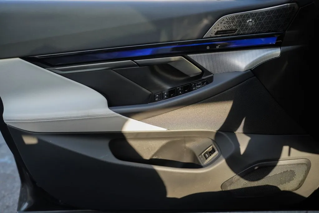 2026 BMW M5 M5 - Photo 35