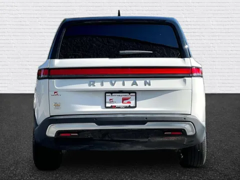 More photos of 2024 Rivian R1S Adventure at Gravity Autos Roswell, GA