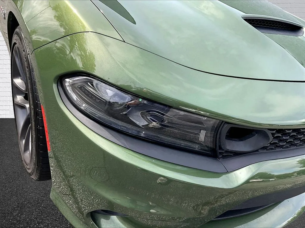 Dodge Charger photo 26