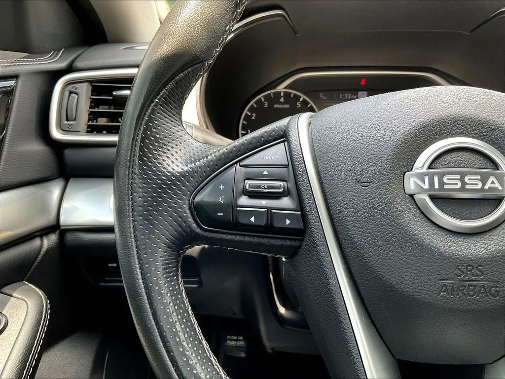Nissan Maxima photo 10