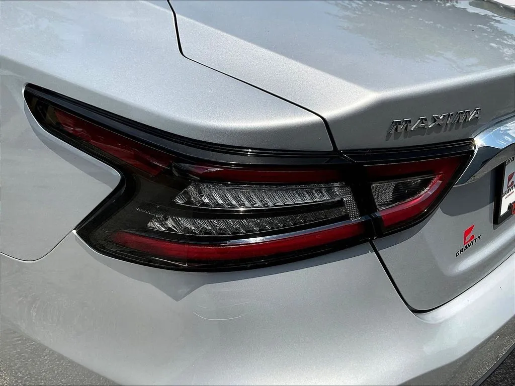 Nissan Maxima photo 19
