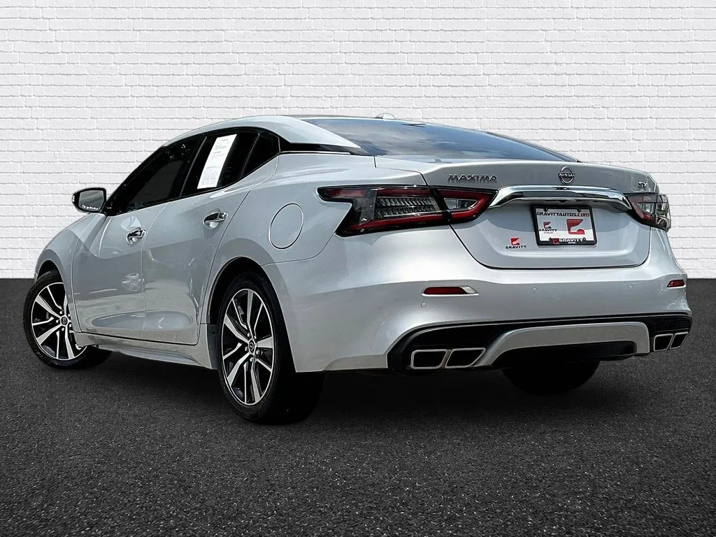 Nissan Maxima photo 4