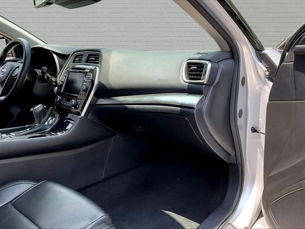 Nissan Maxima photo 22