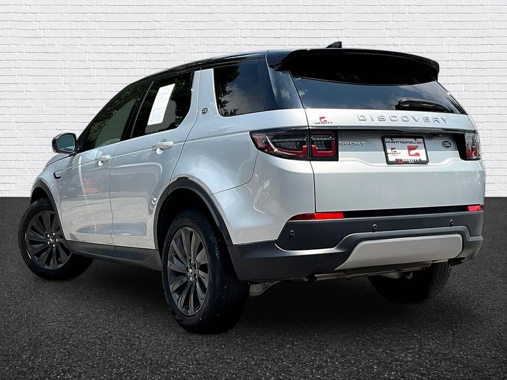 Land Rover Discovery Sport photo 4