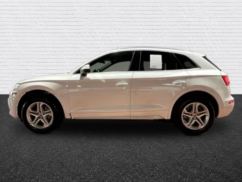 More photos of 2019 Audi Q5 2.0T Premium at Gravity Autos Roswell, GA