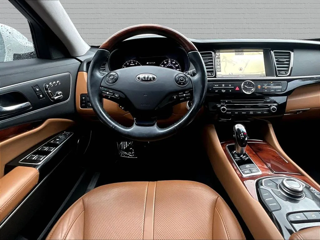Kia K900 photo 7