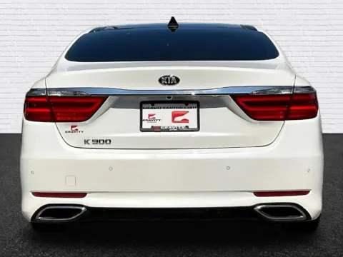 More photos of 2017 Kia K900 Luxury at Gravity Autos Roswell, GA