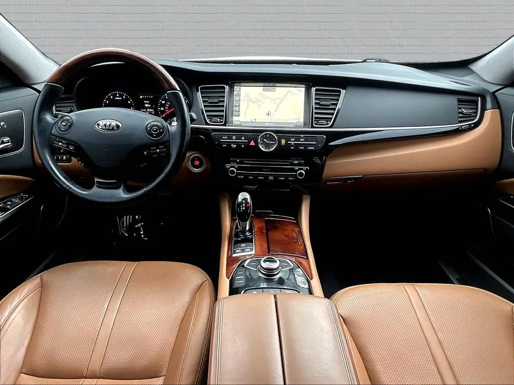 Kia K900 photo 6