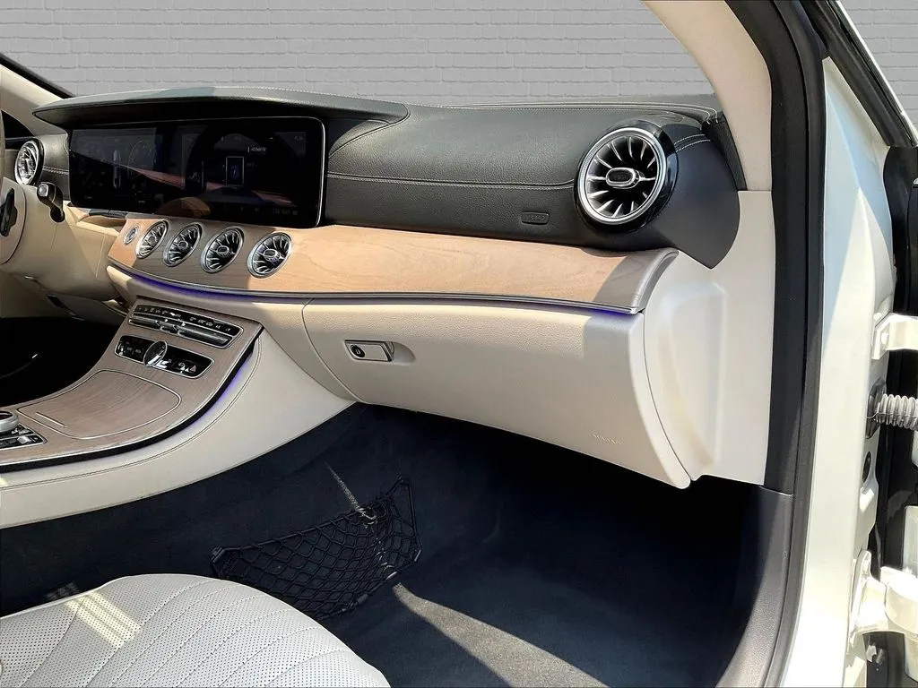 Mercedes-Benz CLS photo 23