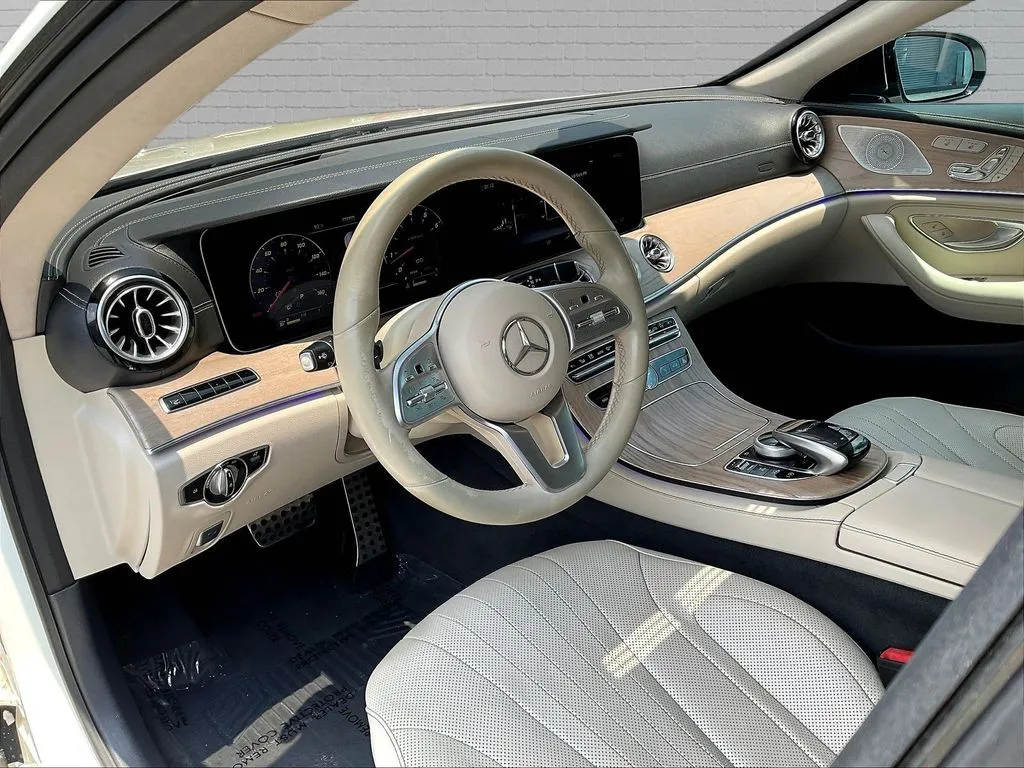 Mercedes-Benz CLS photo 15
