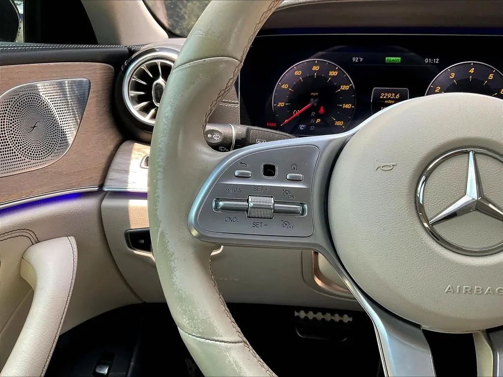 Mercedes-Benz CLS photo 11