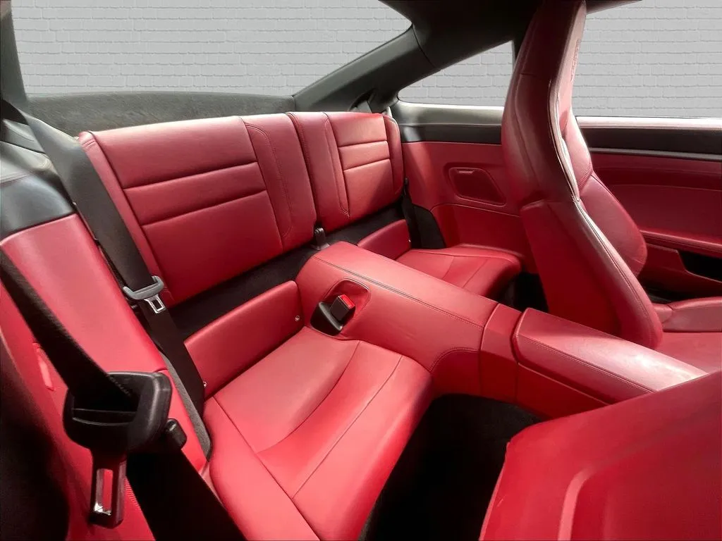 Porsche 911 photo 21
