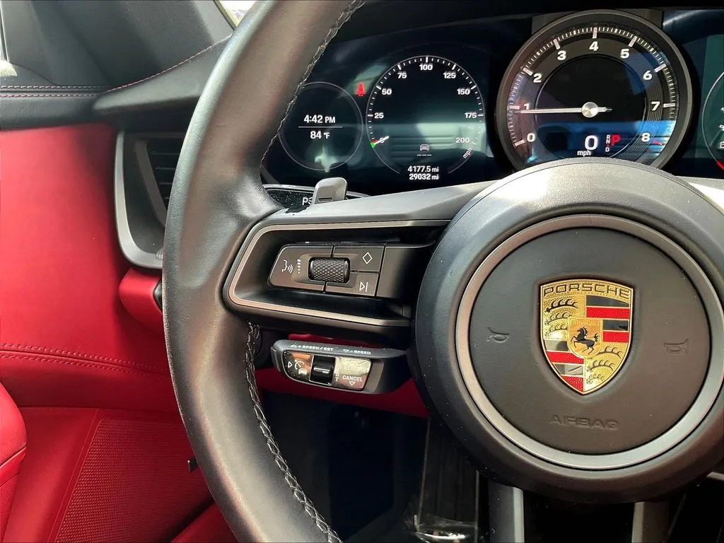 Porsche 911 photo 10